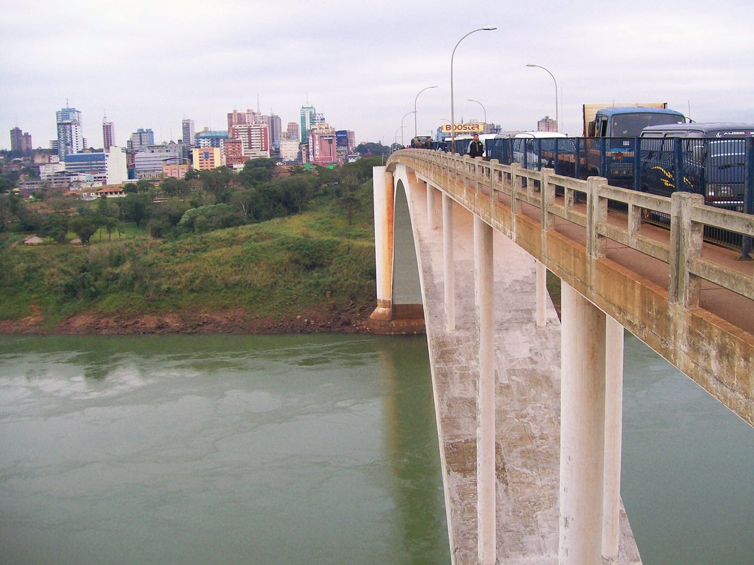 Vista real de Ciudad del Este